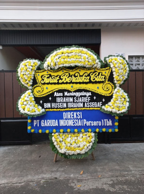 Papan Bunga Duka di Labuapi